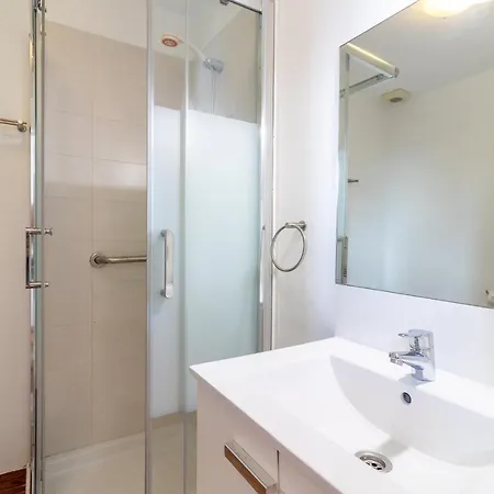 Apartment Flatguest Triana Urbano *