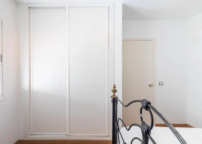 Apartment Flatguest Triana Urbano *