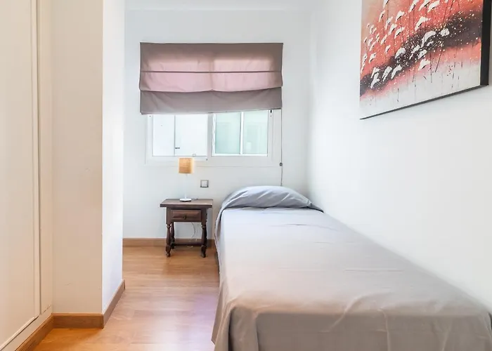 Flatguest Triana Urbano Apartment *