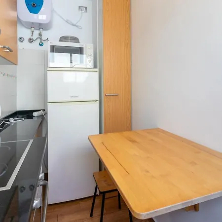 Apartment Flatguest Triana Urbano